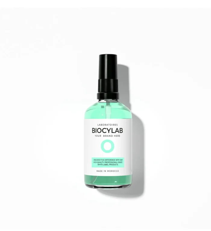 Équipement de pointe utilisé dans le laboratoire Biocylab pour la production de soins cosmétiques de haute qualité.