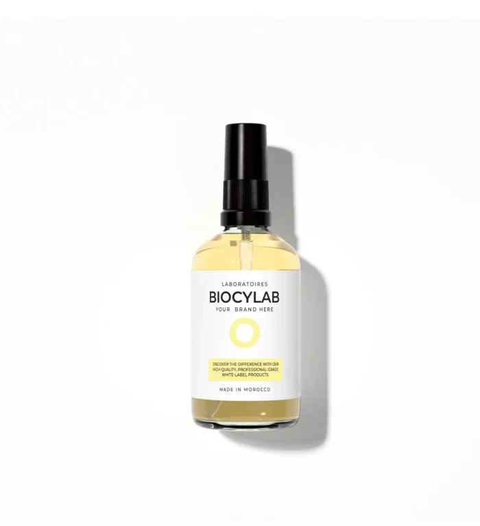 Équipement de pointe utilisé dans le laboratoire Biocylab pour la production de soins cosmétiques de haute qualité.